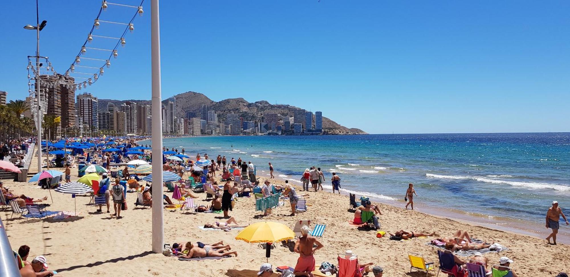 Apartamento Edificio Astoria Benidorm Luaran gambar