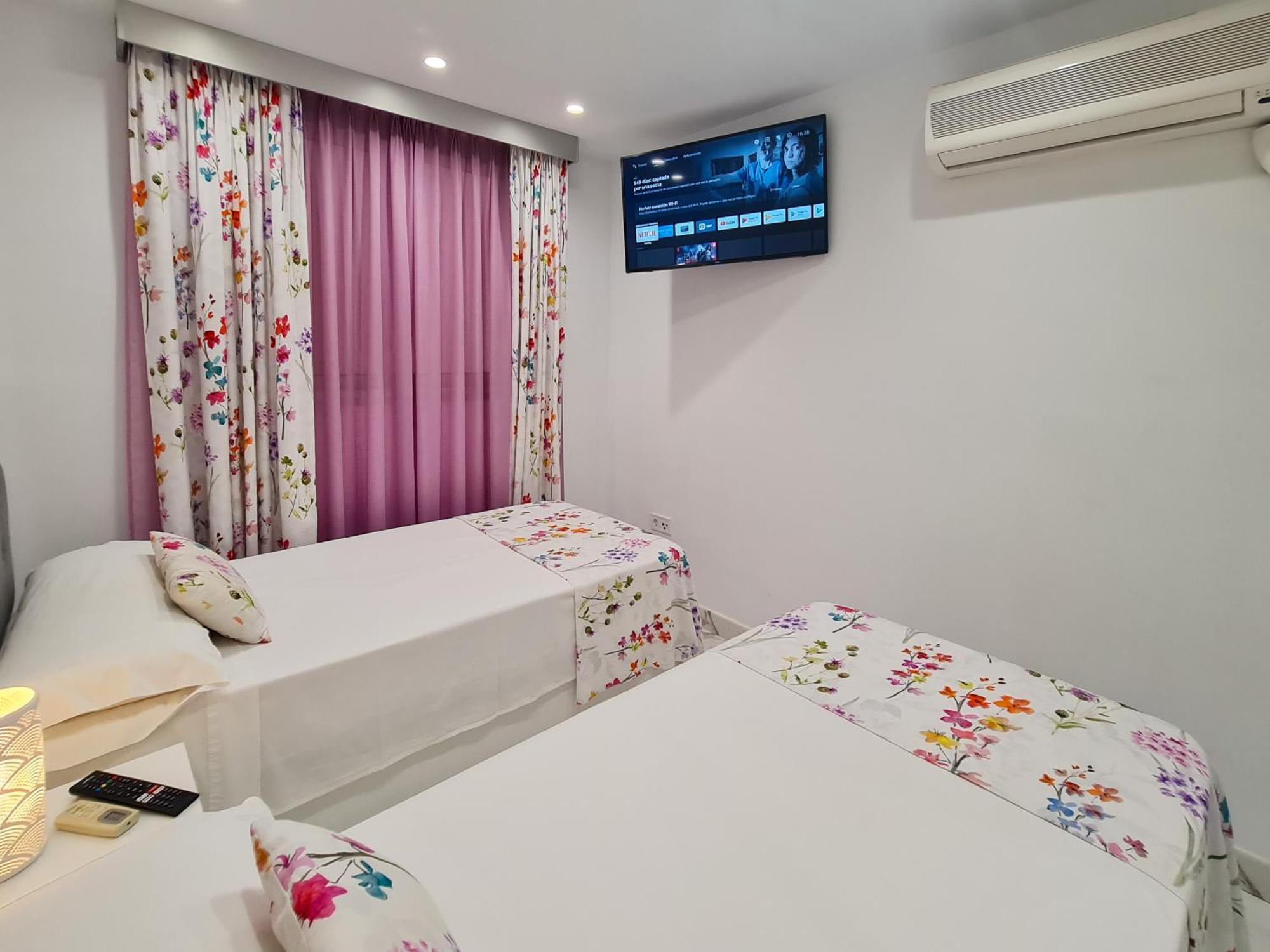 Apartamento Edificio Astoria Benidorm Luaran gambar