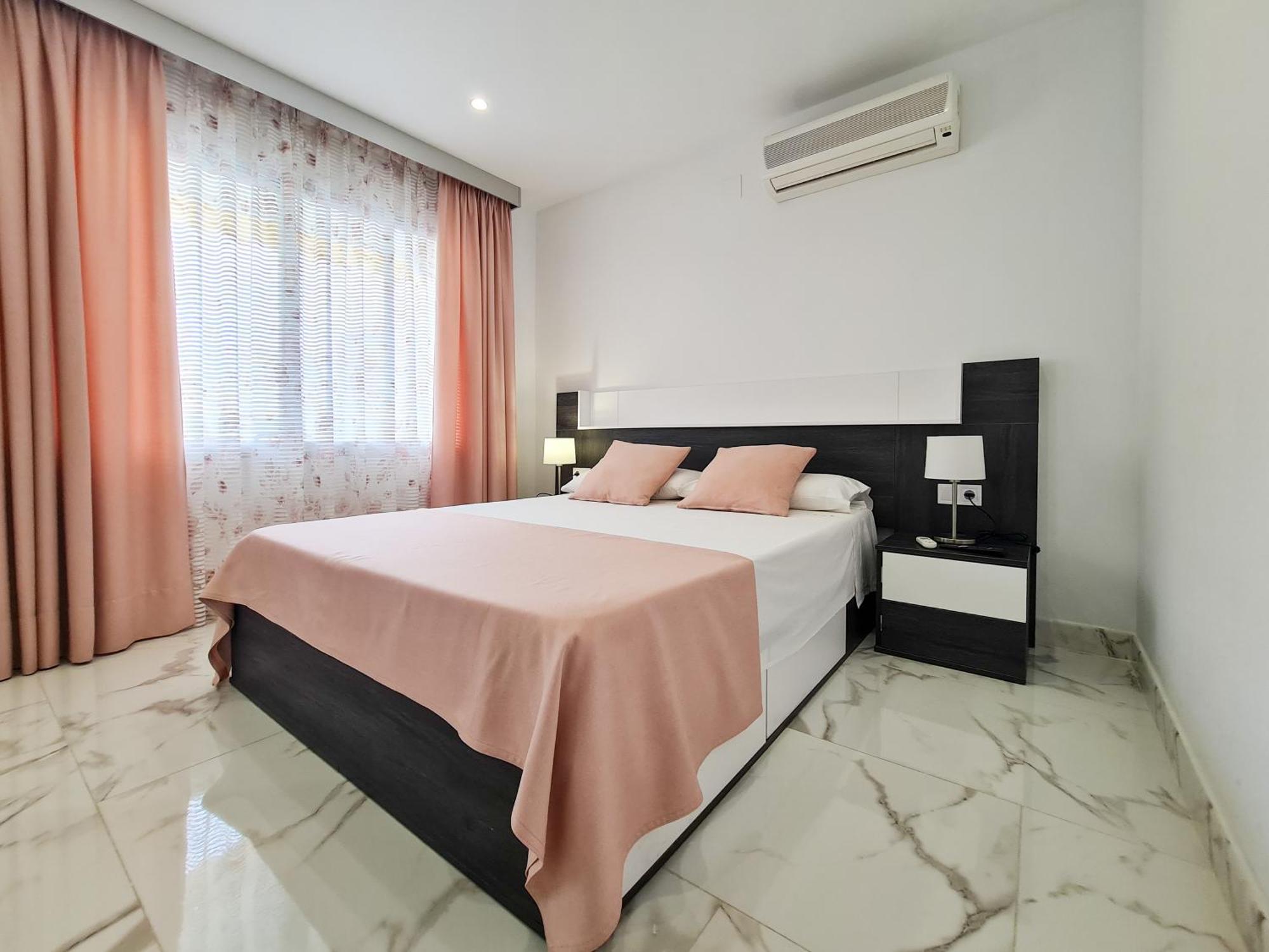 Apartamento Edificio Astoria Benidorm Luaran gambar