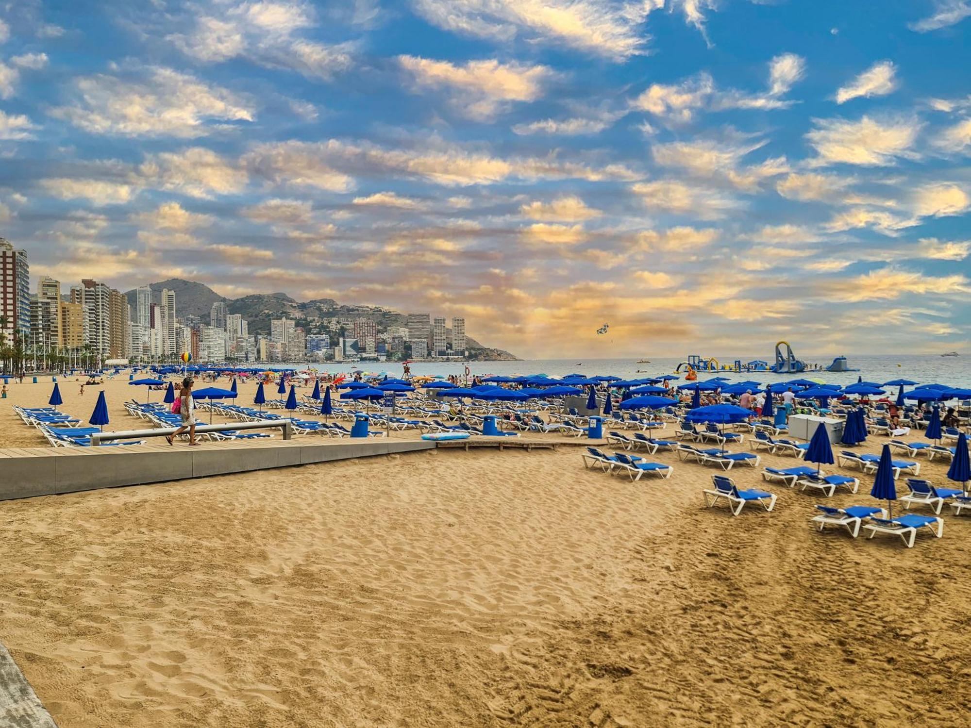 Apartamento Edificio Astoria Benidorm Luaran gambar