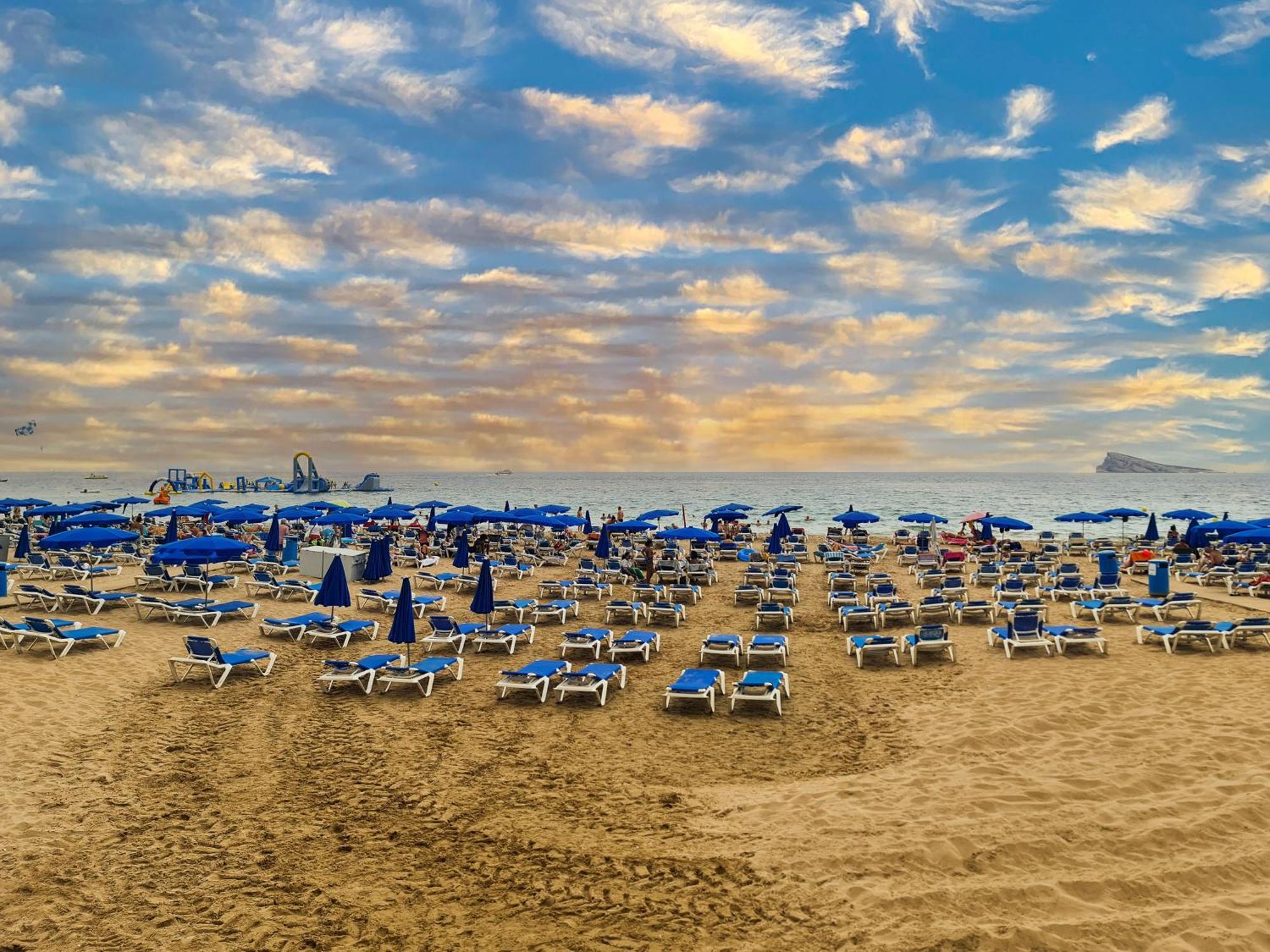 Apartamento Edificio Astoria Benidorm Luaran gambar